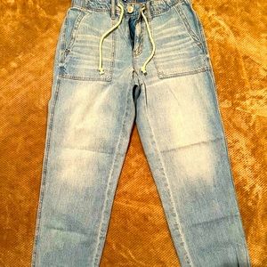 American Eagle Jogger Jeans👖, Size 6
